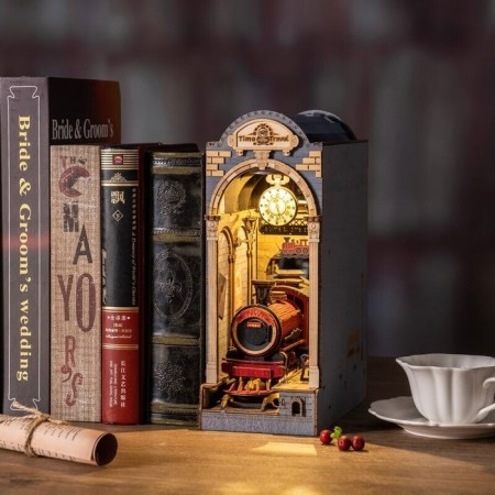 Sujetalibros Time Travel Rolife: Maqueta de Madera